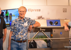 Alberti Pouwels, Wim Esselink and Wout Sprangers at the Elpress hygiene sluice